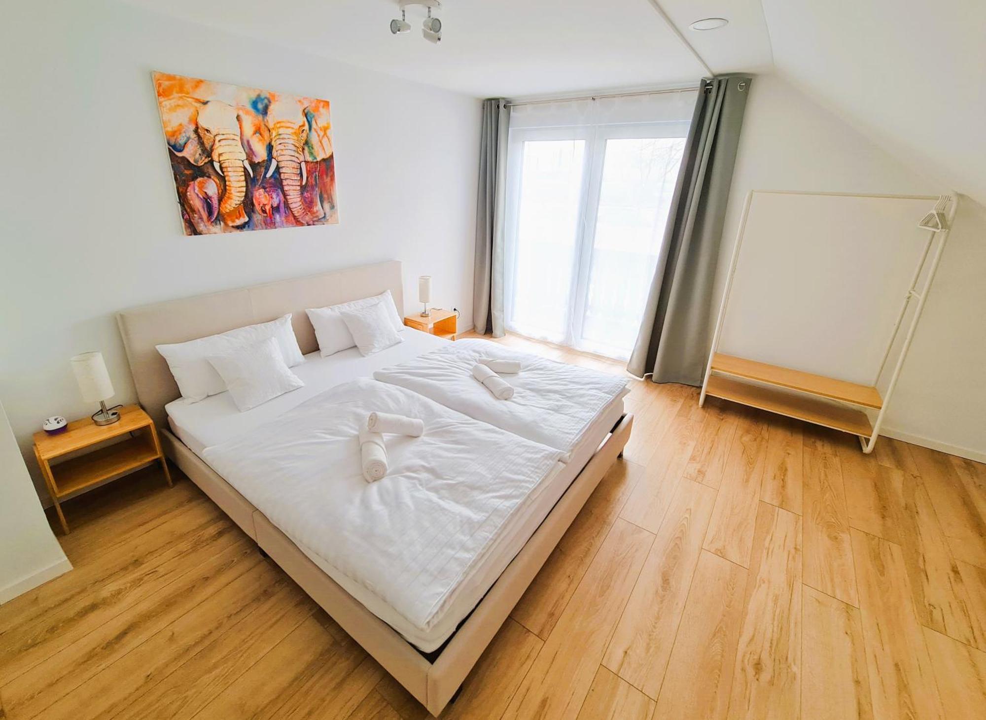Apartment Naehe Airbus Manching Exterior photo