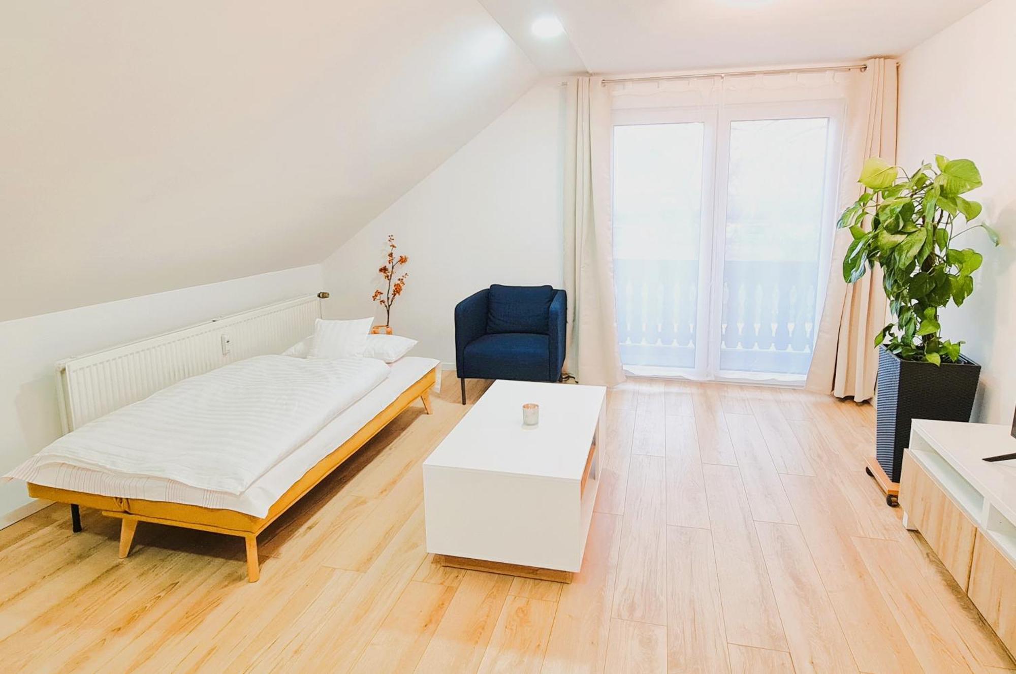 Apartment Naehe Airbus Manching Exterior photo