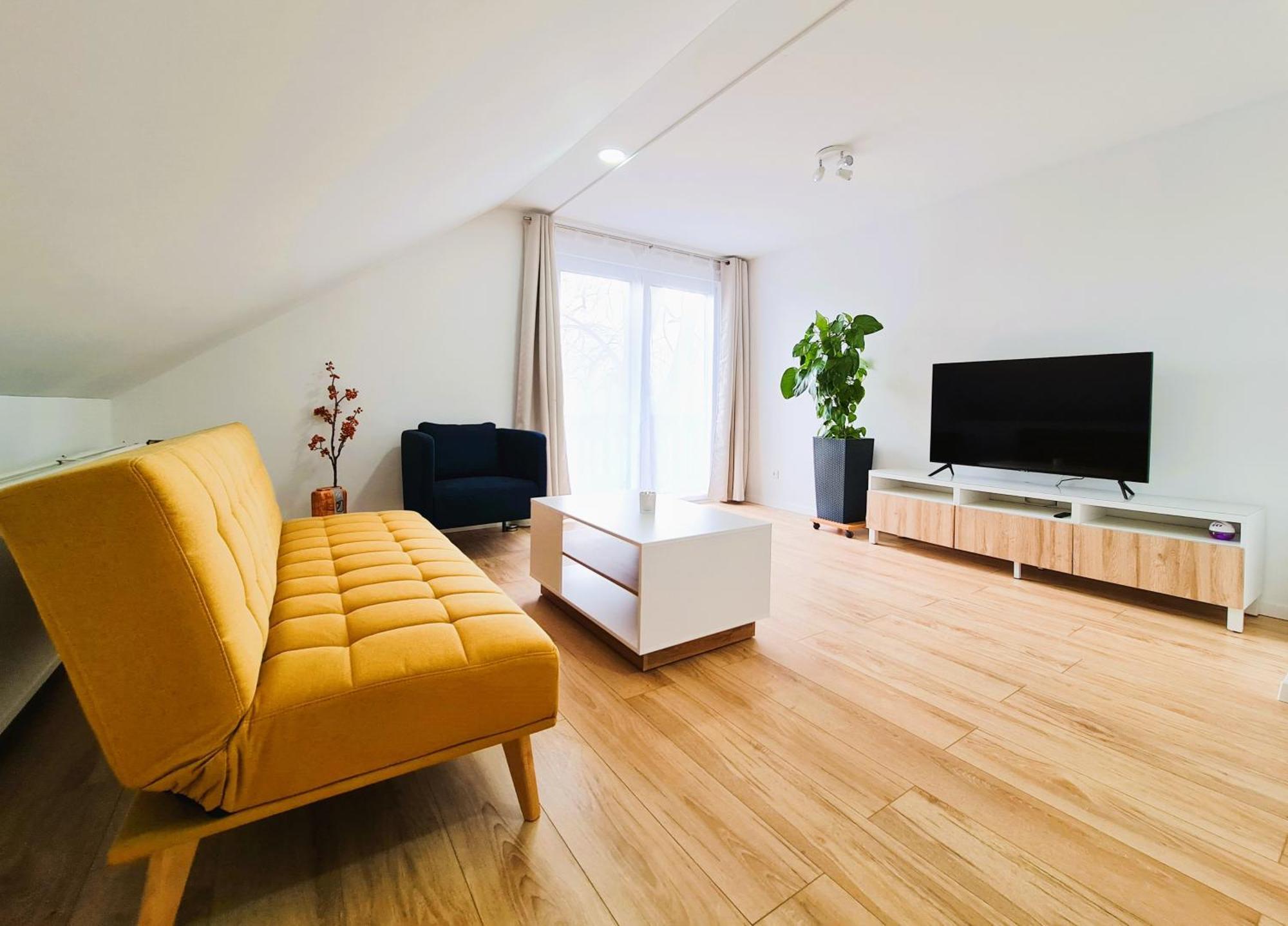 Apartment Naehe Airbus Manching Exterior photo